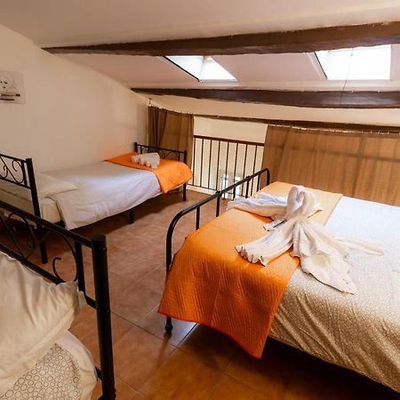 Trastevere Four Seasons Trilussa 1 Róma Kültér fotó