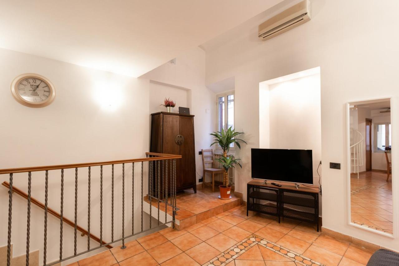 Trastevere Four Seasons Trilussa 1 Róma Kültér fotó