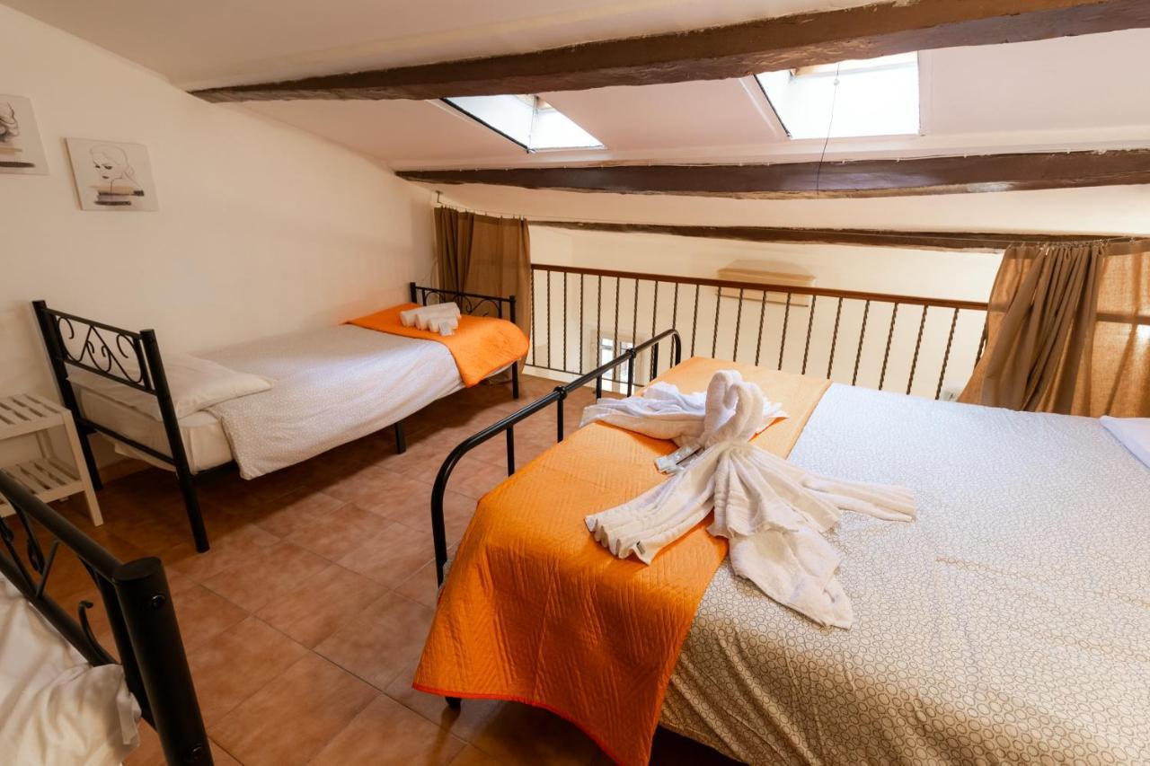Trastevere Four Seasons Trilussa 1 Róma Kültér fotó